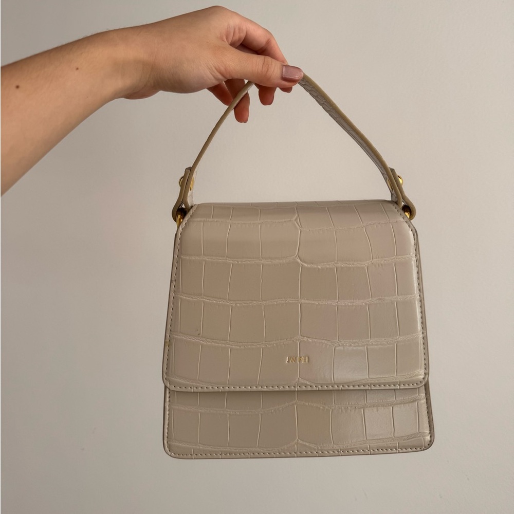 Elegant Beige Croc-Embossed Handbag
